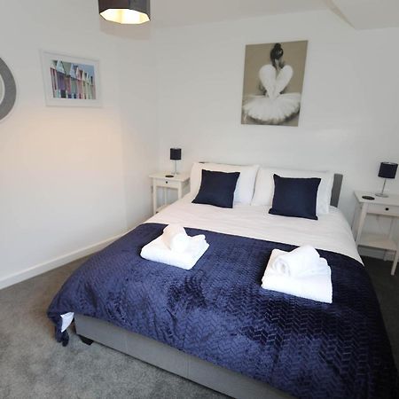 Exmouth - Apartment 2, Strand House - Modern 2 Bedroom Apartment, Perfect Location For Access To Beach & Town Centre - Sleeps 4 Guests - Hosted By Rentmyhouse Buitenkant foto