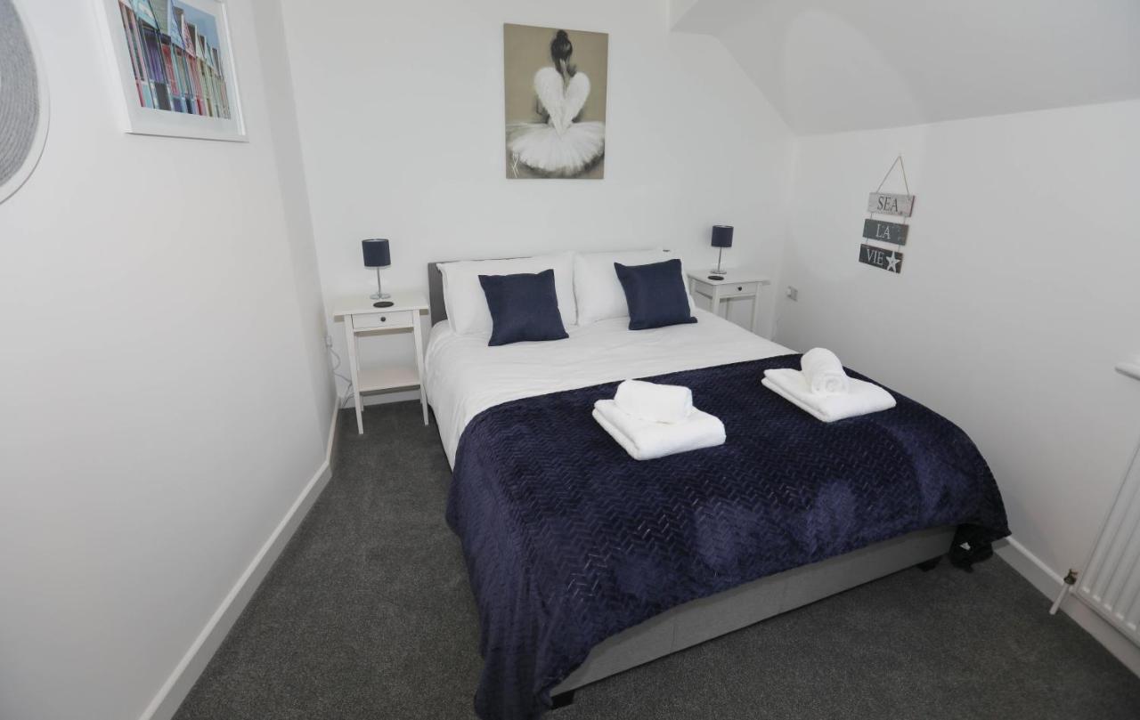 Exmouth - Apartment 2, Strand House - Modern 2 Bedroom Apartment, Perfect Location For Access To Beach & Town Centre - Sleeps 4 Guests - Hosted By Rentmyhouse Buitenkant foto