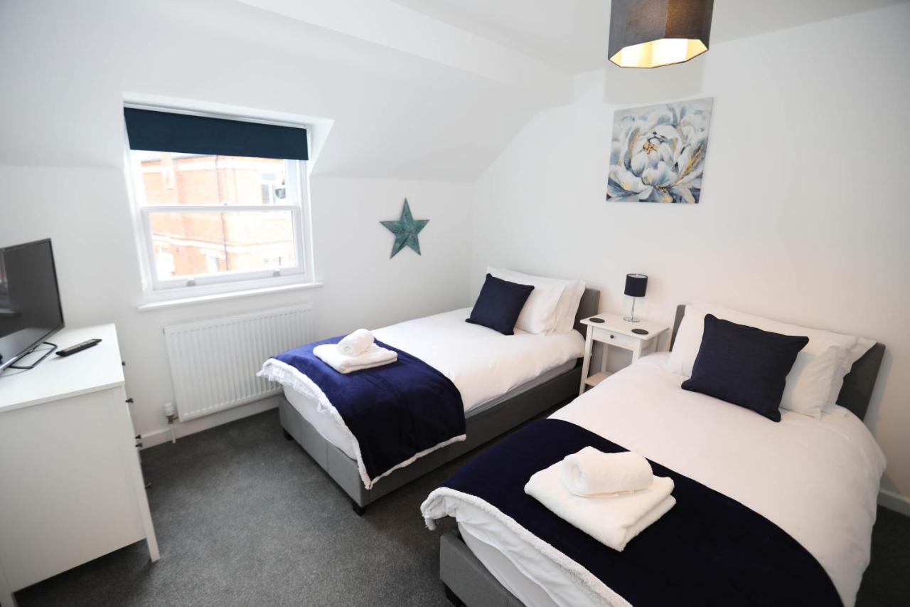 Exmouth - Apartment 2, Strand House - Modern 2 Bedroom Apartment, Perfect Location For Access To Beach & Town Centre - Sleeps 4 Guests - Hosted By Rentmyhouse Buitenkant foto