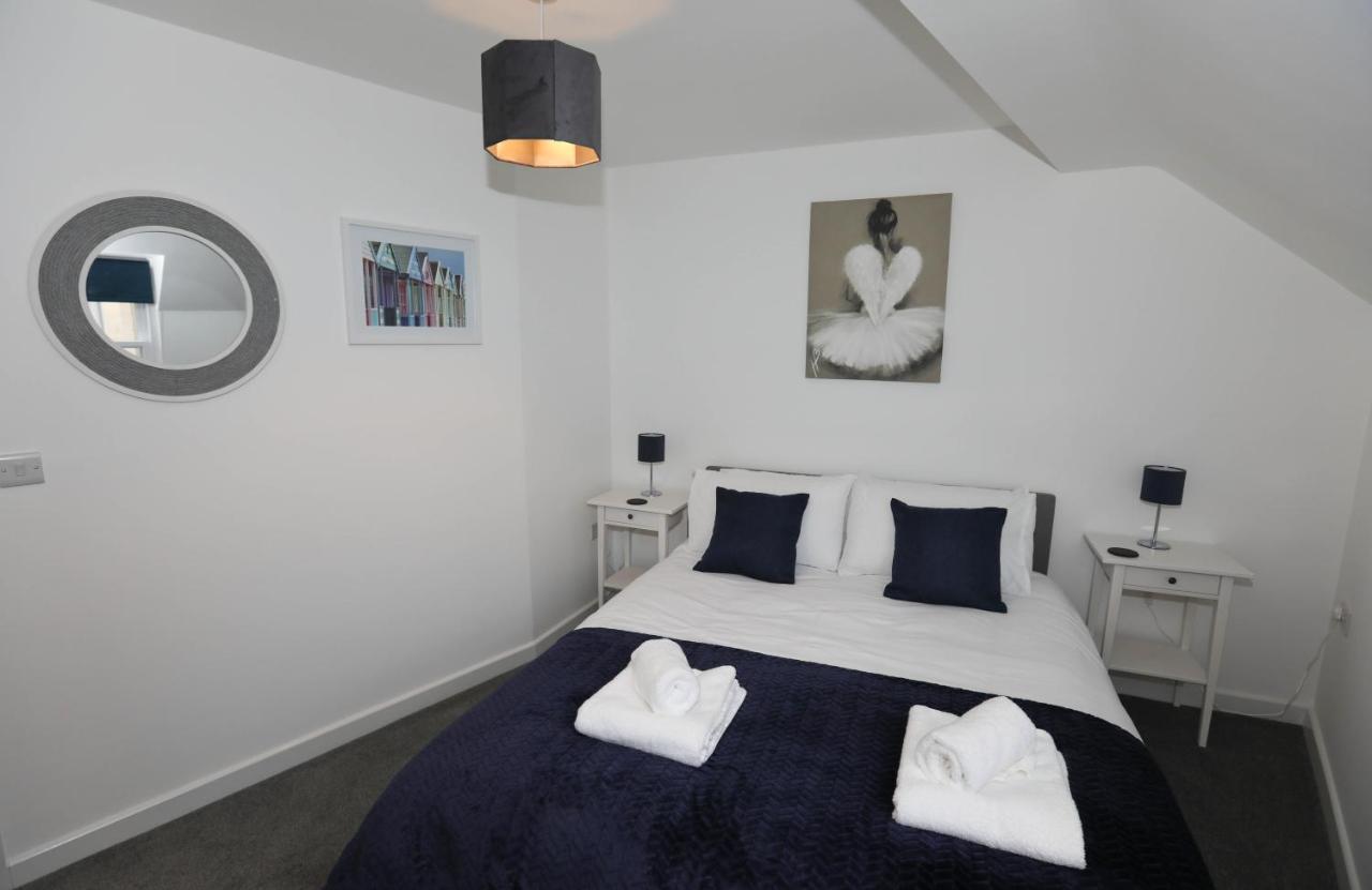 Exmouth - Apartment 2, Strand House - Modern 2 Bedroom Apartment, Perfect Location For Access To Beach & Town Centre - Sleeps 4 Guests - Hosted By Rentmyhouse Buitenkant foto