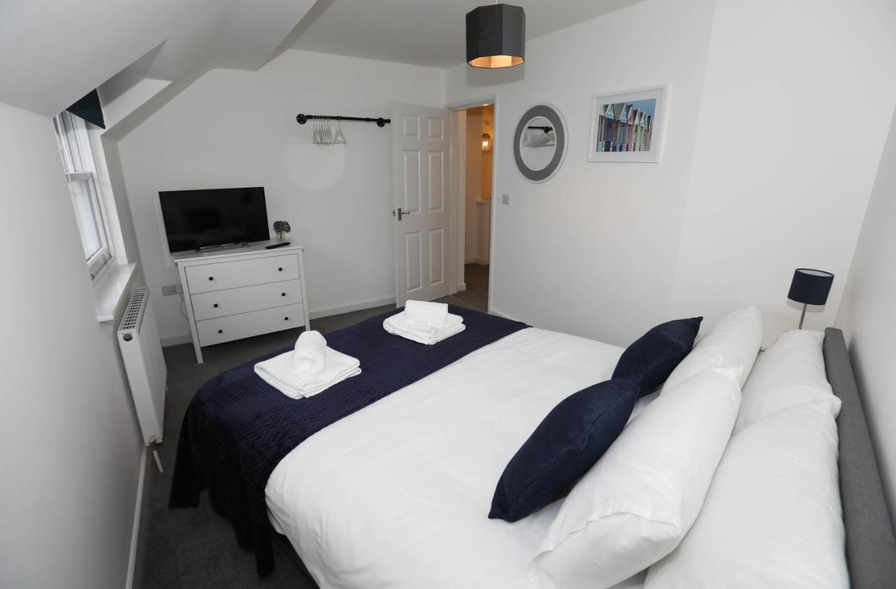 Exmouth - Apartment 2, Strand House - Modern 2 Bedroom Apartment, Perfect Location For Access To Beach & Town Centre - Sleeps 4 Guests - Hosted By Rentmyhouse Buitenkant foto