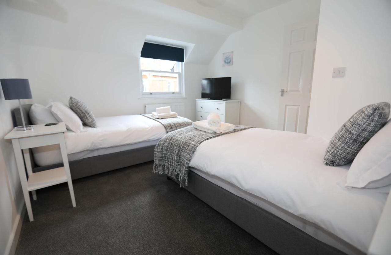 Exmouth - Apartment 2, Strand House - Modern 2 Bedroom Apartment, Perfect Location For Access To Beach & Town Centre - Sleeps 4 Guests - Hosted By Rentmyhouse Buitenkant foto