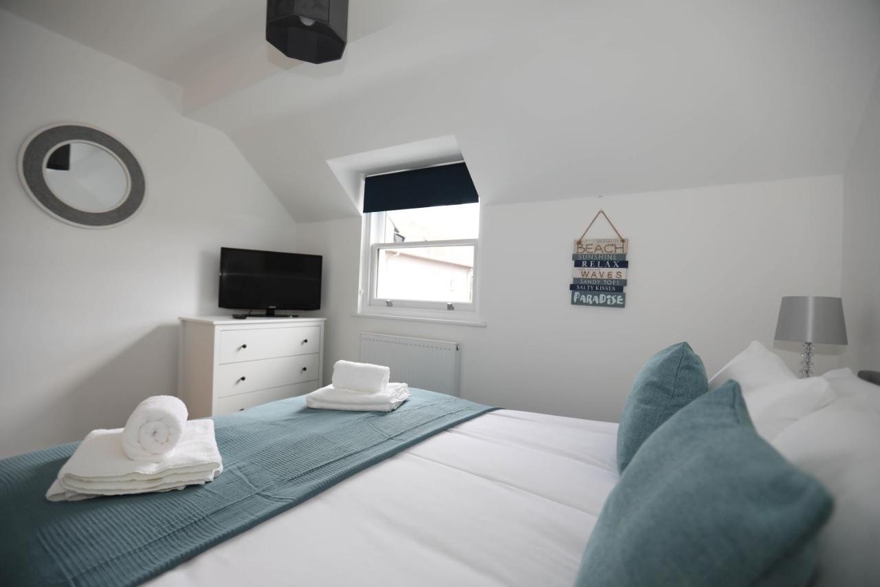 Exmouth - Apartment 2, Strand House - Modern 2 Bedroom Apartment, Perfect Location For Access To Beach & Town Centre - Sleeps 4 Guests - Hosted By Rentmyhouse Buitenkant foto